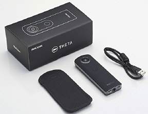 Die Ricoh Theta S wird mit einem USB-Kabel und einer Neopren-Schutzhülle geliefert.