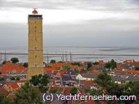 Holland/Niederlande, Wattenmeer: Terschelling mit dem Leuchtturm Brandaris, in dem auch die Verkehrszentrale untergebracht ist (UKW-Kanal 2) - by Yachtfernsehen.com.